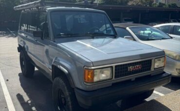 Isuzu-trooper-1990-blue-1