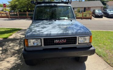 Isuzu-trooper-1990-blue-4