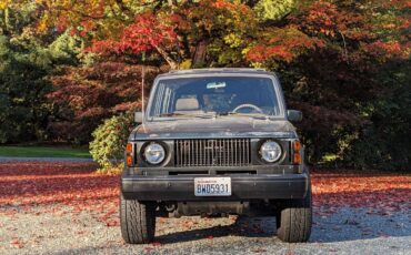 Isuzu-trooper-1991-green-1
