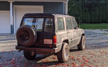 Isuzu-trooper-1991-green-2