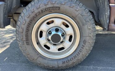 Isuzu-trooper-1993-3
