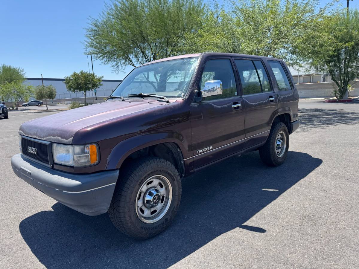 Isuzu-trooper-1993-7