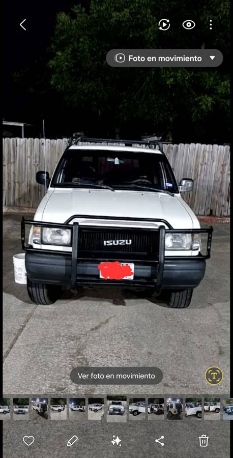 Isuzu-trooper-1994-white-1