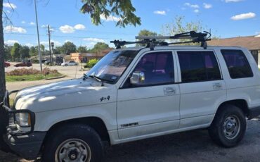 Isuzu-trooper-1994-white-12