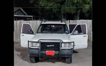 Isuzu-trooper-1994-white-2