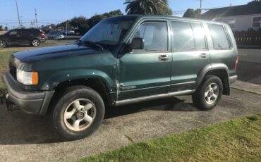 Isuzu-trooper-1995-silver