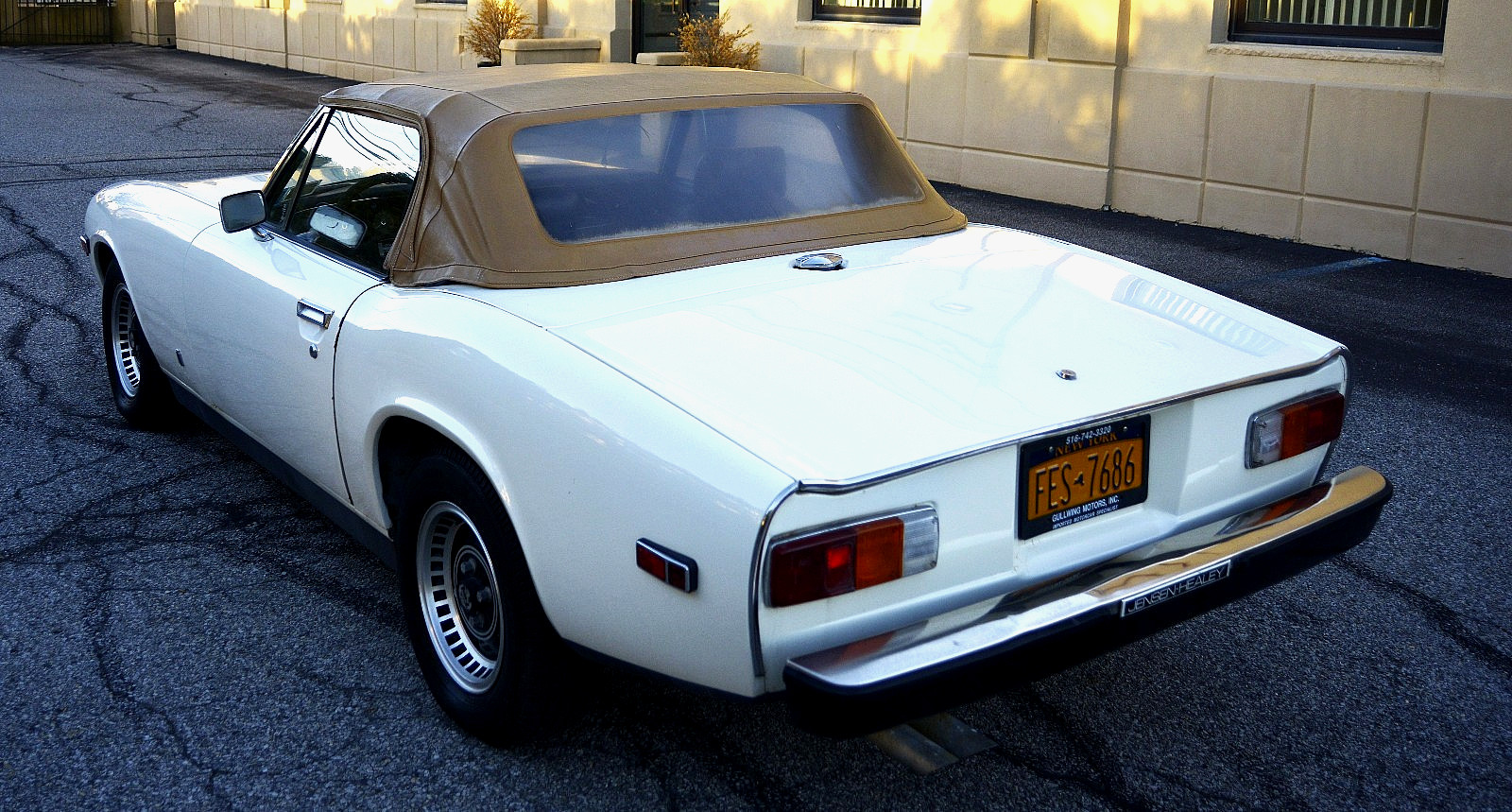 JENSEN-HEALEY-MK-II-CONVERTIBLE-1974-Convertible-5