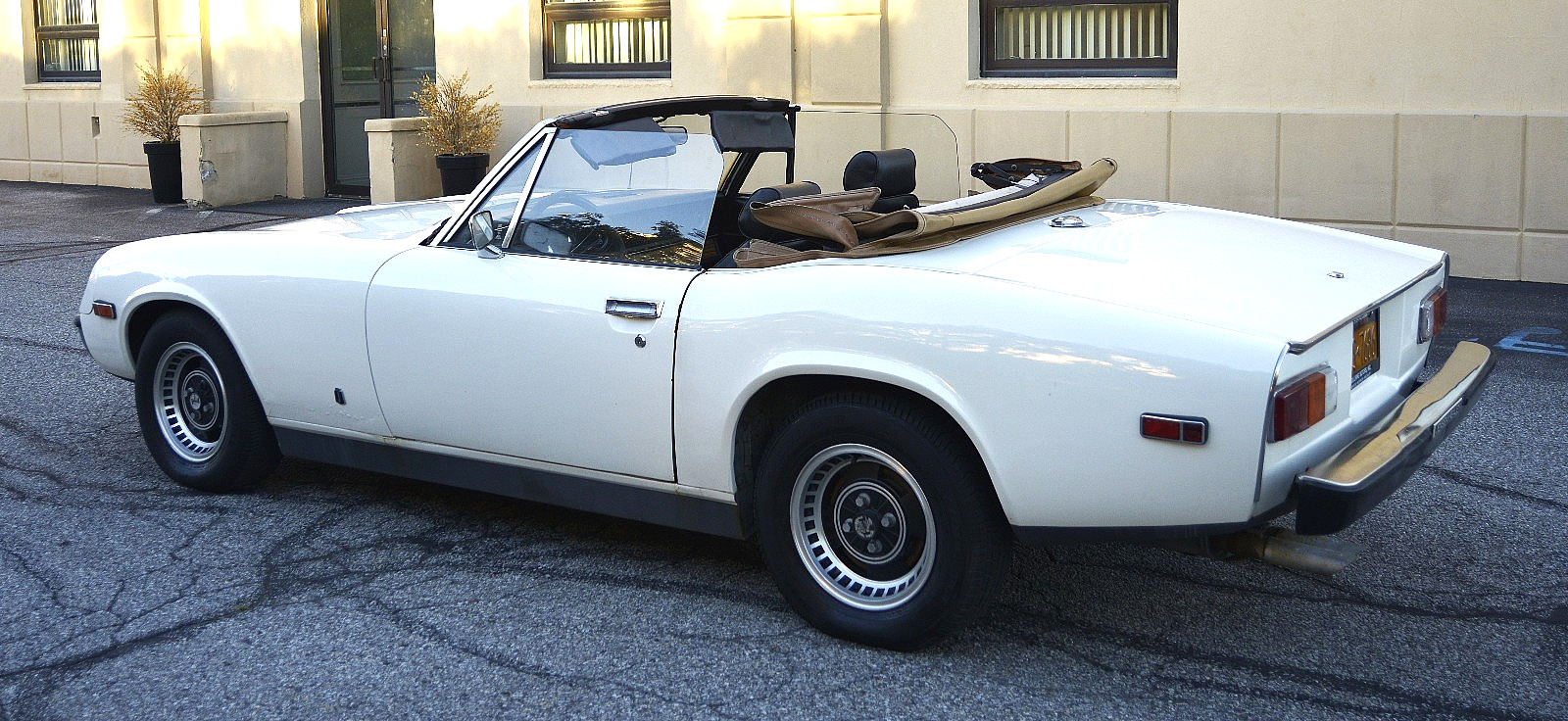 JENSEN-HEALEY-MK-II-CONVERTIBLE-1974-Convertible-6
