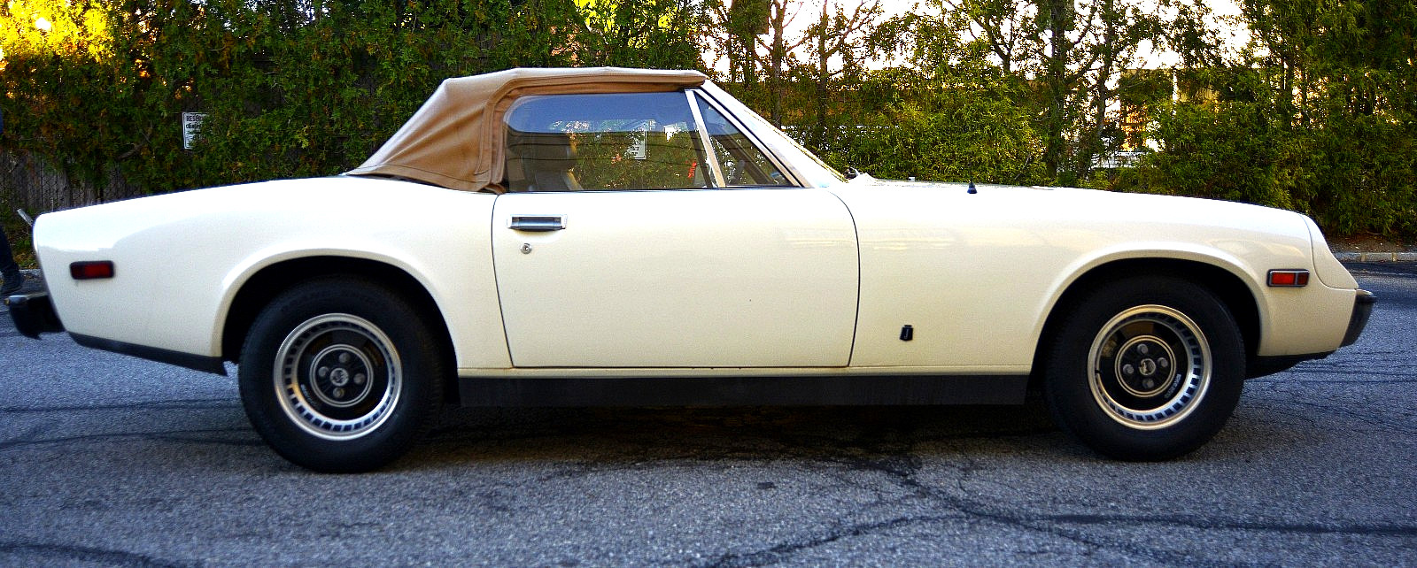 JENSEN-HEALEY-MK-II-CONVERTIBLE-1974-Convertible-9