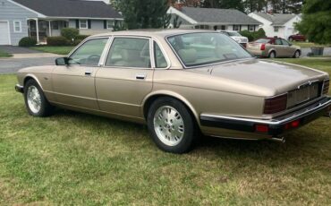Jaguar-1994-custom-4
