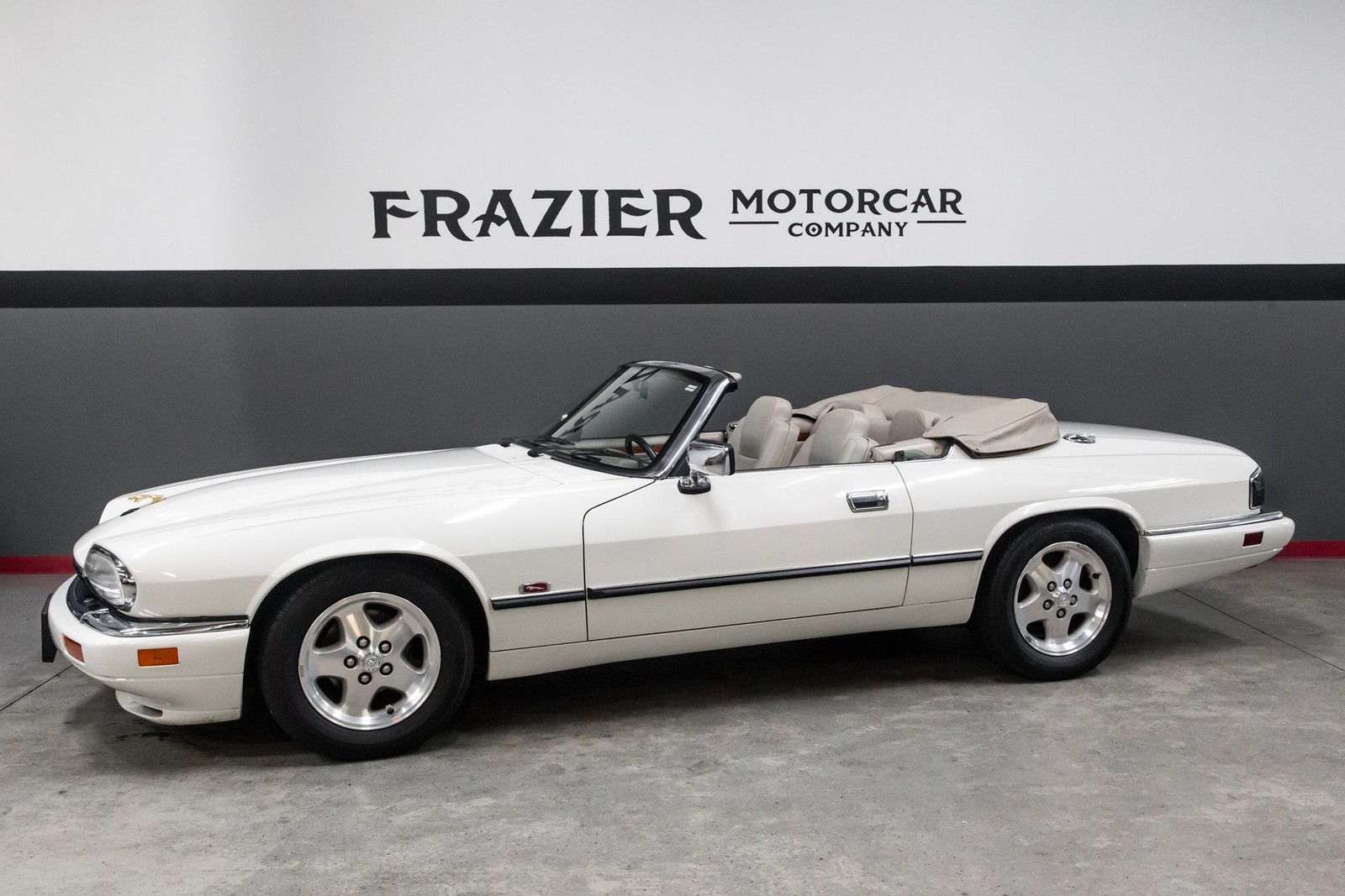 Jaguar-33425-mile-XJS-CONVERTIBLE-1995