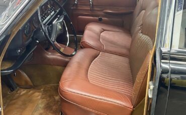 Jaguar-420S-1967-Sedan-14