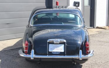 Jaguar-420S-1967-Sedan-6