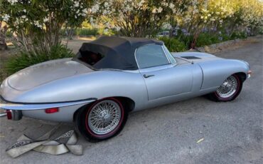 Jaguar-Convertible-1969-Grey-Red