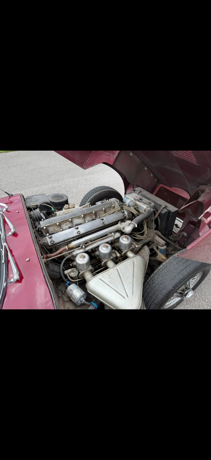 Jaguar-E-Type-1963-Convertible-16