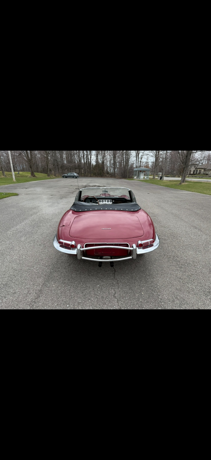 Jaguar-E-Type-1963-Convertible-2