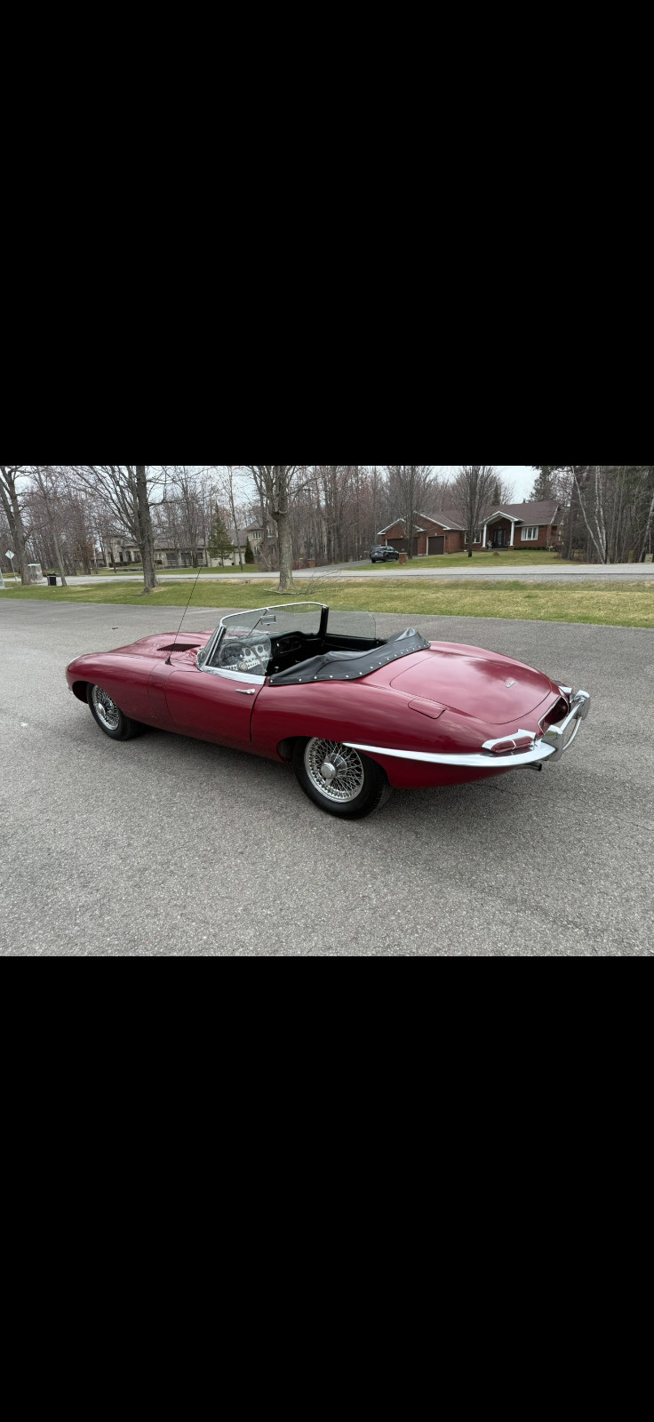 Jaguar-E-Type-1963-Convertible-3