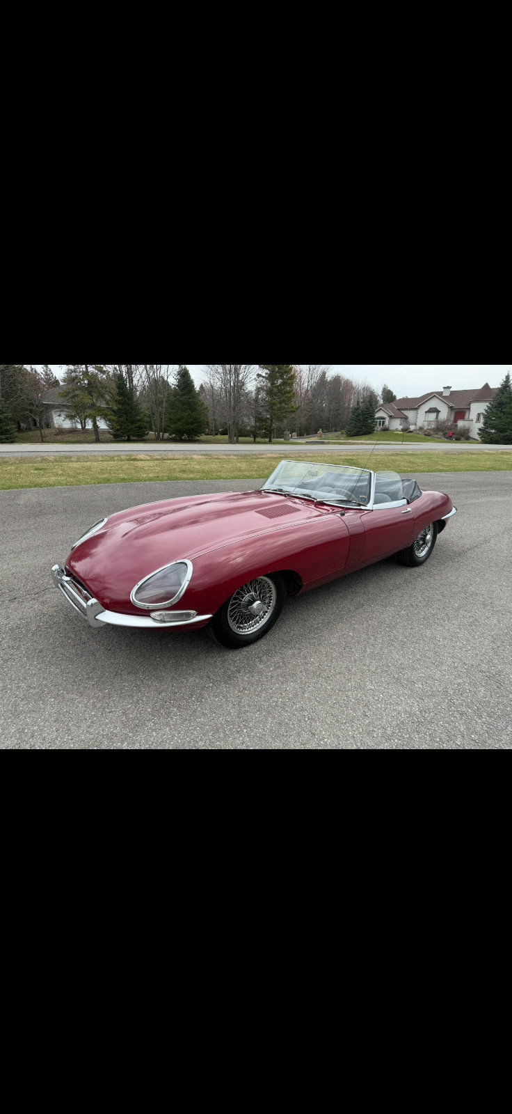Jaguar-E-Type-1963-Convertible-4