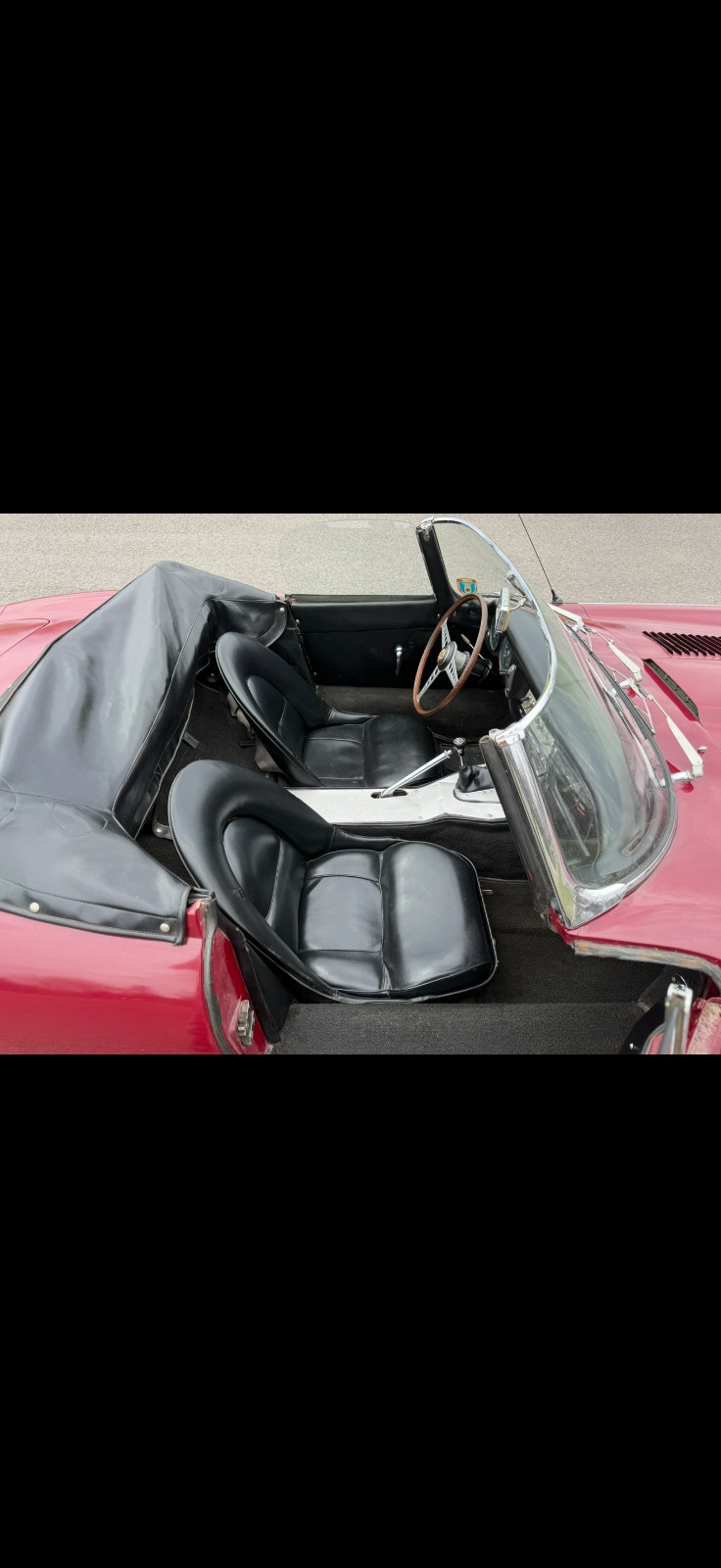 Jaguar-E-Type-1963-Convertible-6