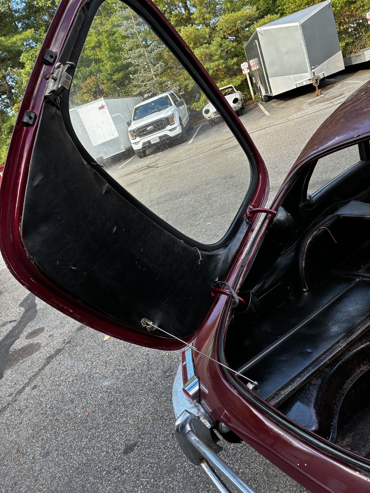 Jaguar-E-Type-1967-Coupe-10