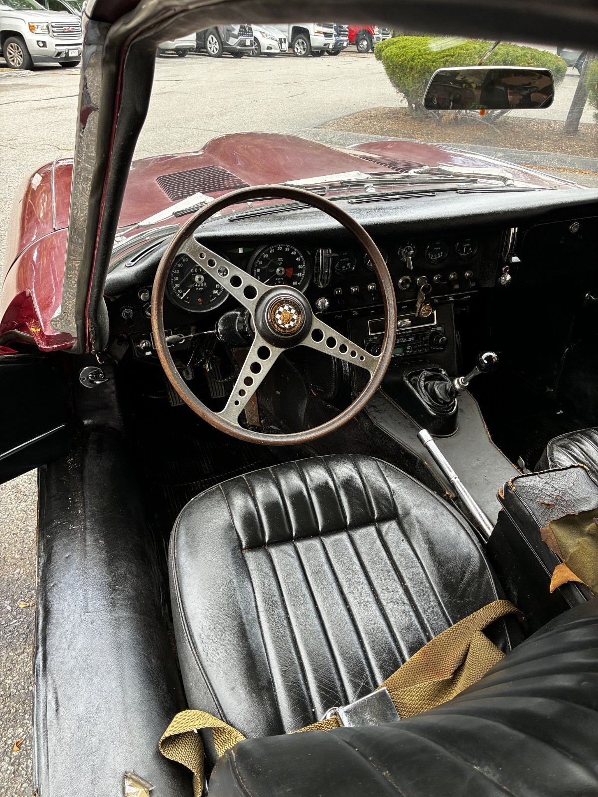 Jaguar-E-Type-1967-Coupe-18