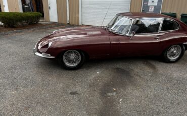 Jaguar-E-Type-1967-Coupe-3