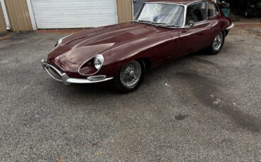 Jaguar-E-Type-1967-Coupe-4
