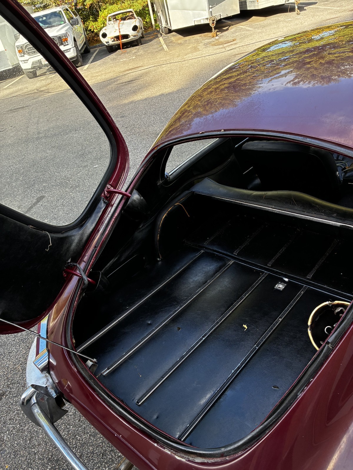 Jaguar-E-Type-1967-Coupe-8