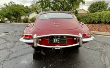 Jaguar-E-type-1968-Regency-Red-Black-Leather-15