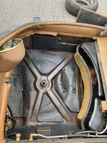 Jaguar-E-type-1972-10
