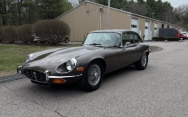 Jaguar-E-type-1972-17