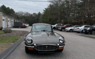 Jaguar-E-type-1972-19