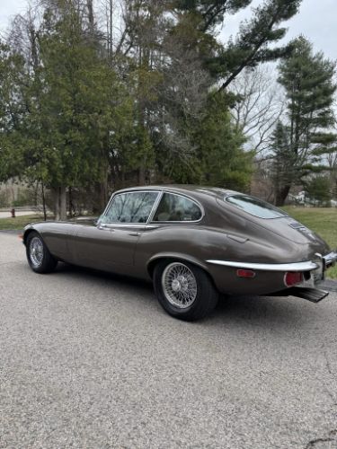 Jaguar-E-type-1972-22