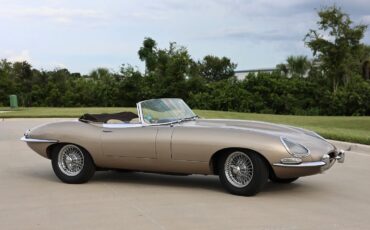 Jaguar-E-type-xke-1965-Opalescent-Golden-Sand-Light-Tan-18
