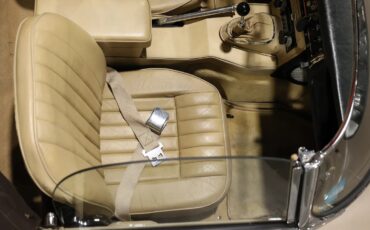 Jaguar-E-type-xke-1965-Opalescent-Golden-Sand-Light-Tan-6
