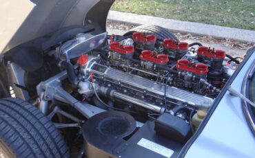 Jaguar-E-type-xke-1974-Silver-Black-Leather-13