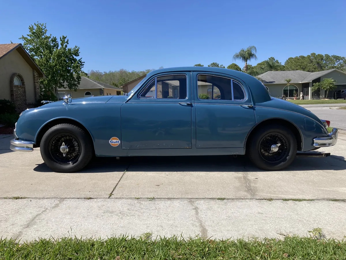 Jaguar-Mk-i-1959-Blue-Blue-5