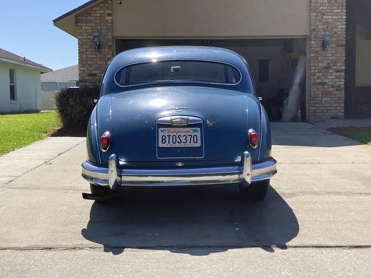 Jaguar-Mk-i-1959-Blue-Blue-8