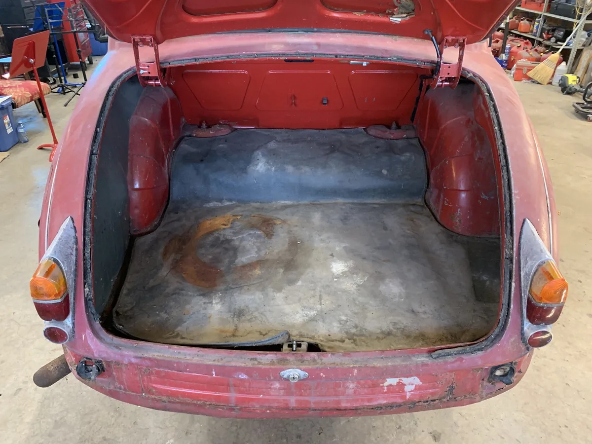 Jaguar-Mk-ii-1962-Red-Grey-1