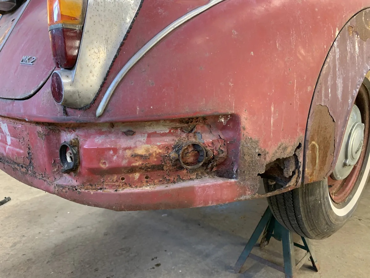 Jaguar-Mk-ii-1962-Red-Grey-10