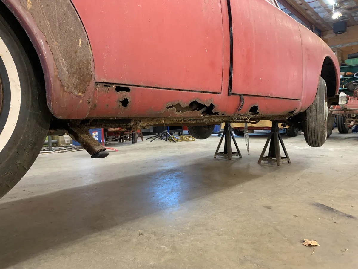 Jaguar-Mk-ii-1962-Red-Grey-11