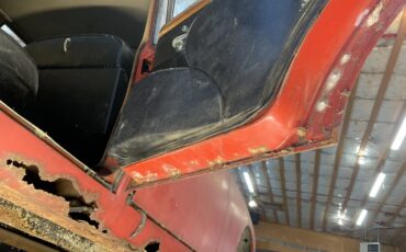 Jaguar-Mk-ii-1962-Red-Grey-13