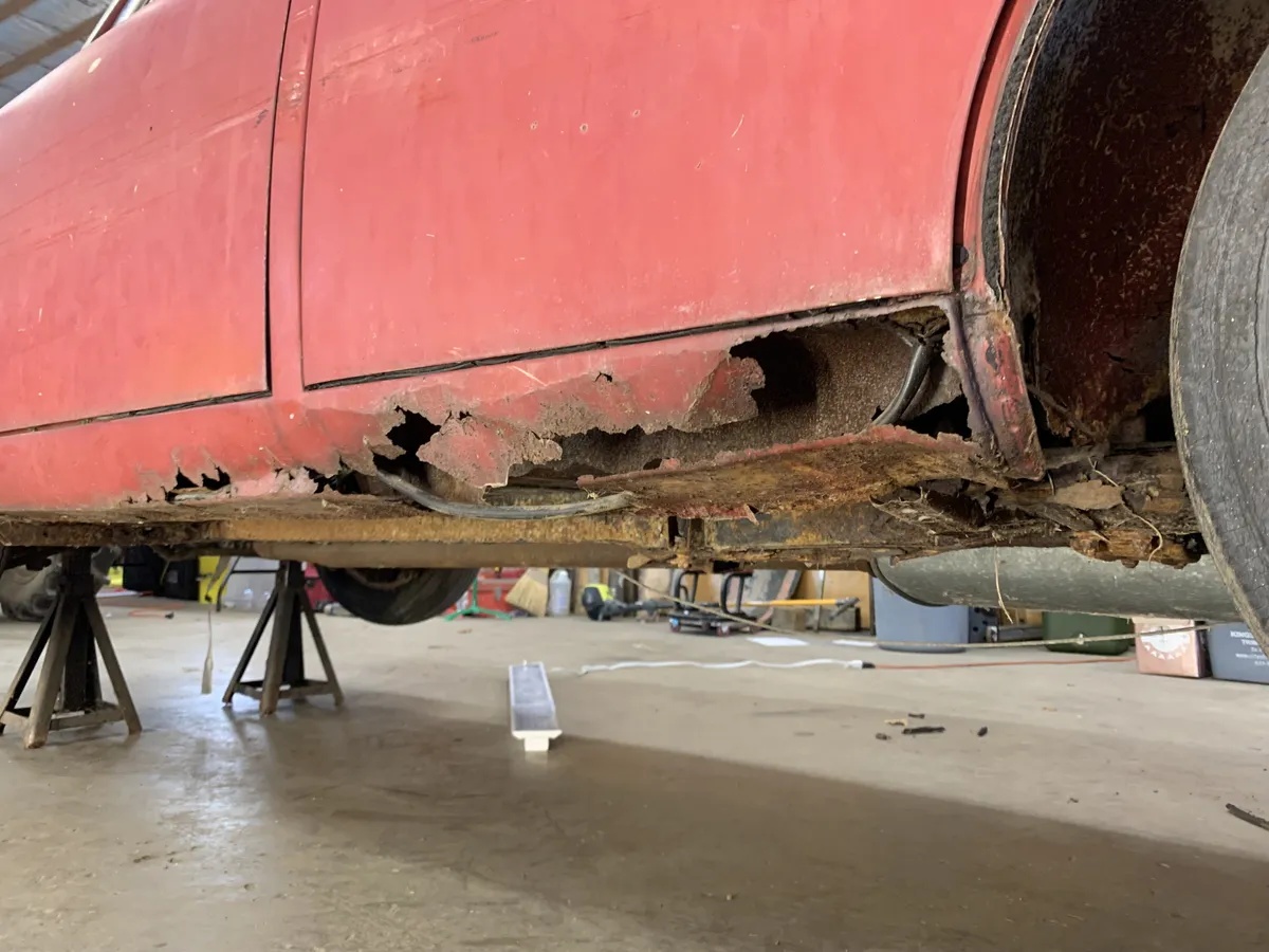 Jaguar-Mk-ii-1962-Red-Grey-17