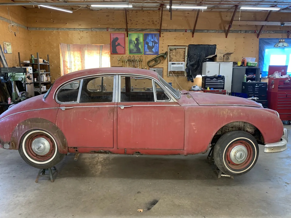 Jaguar-Mk-ii-1962-Red-Grey-4