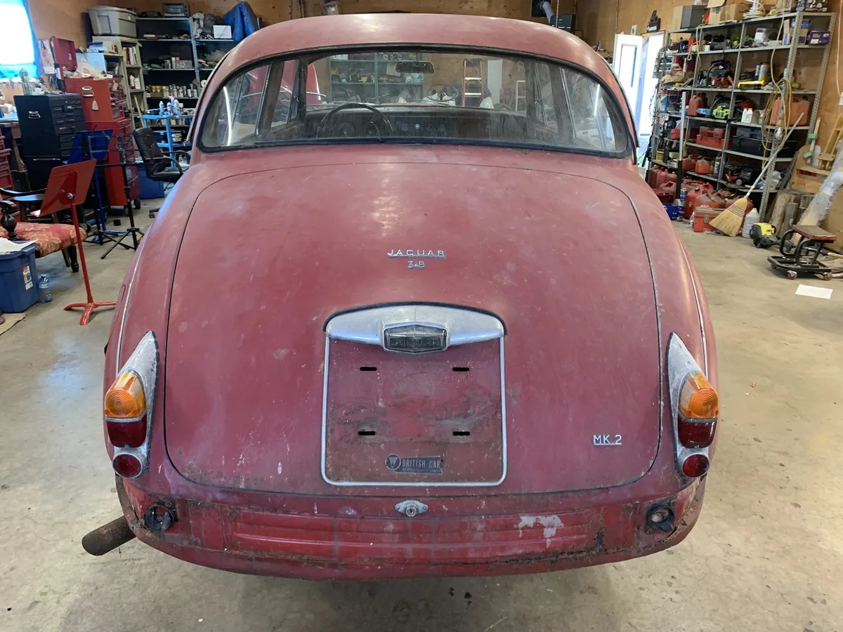 Jaguar-Mk-ii-1962-Red-Grey-8