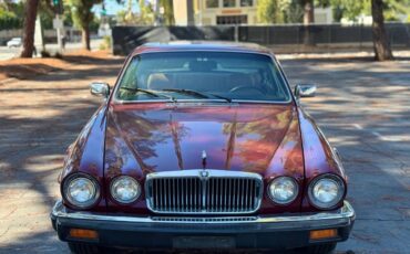 Jaguar-XJ6-1986-Sedan-3