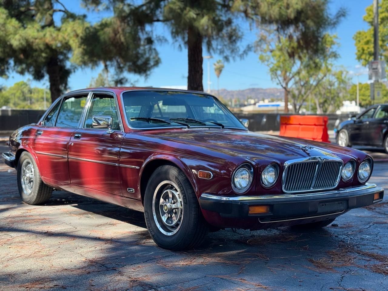 Jaguar-XJ6-1986-Sedan
