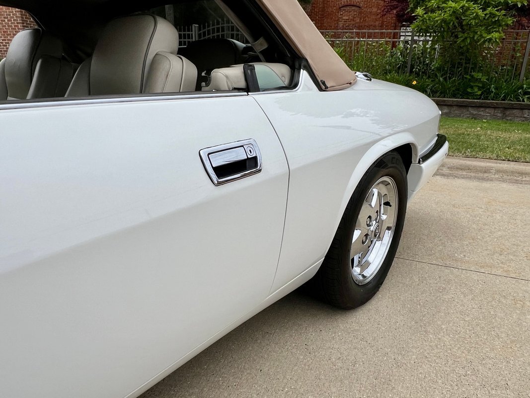 Jaguar-XJ6-1996-Convertible-21