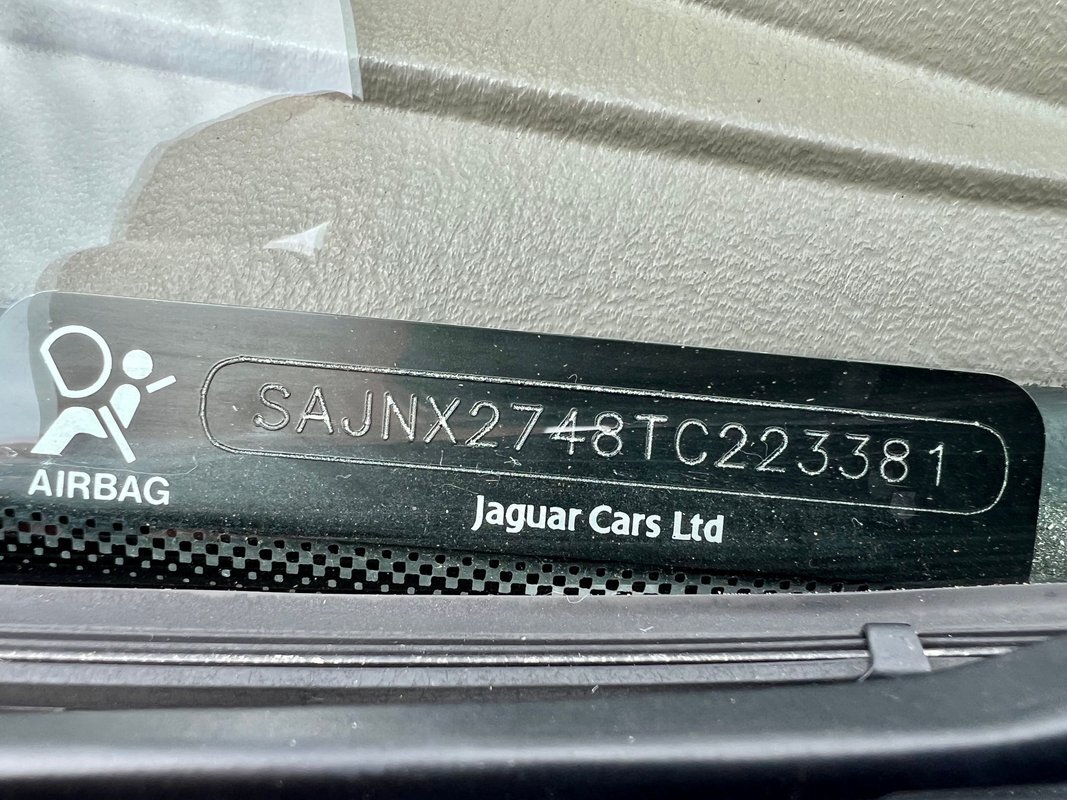 Jaguar-XJ6-1996-Convertible-24