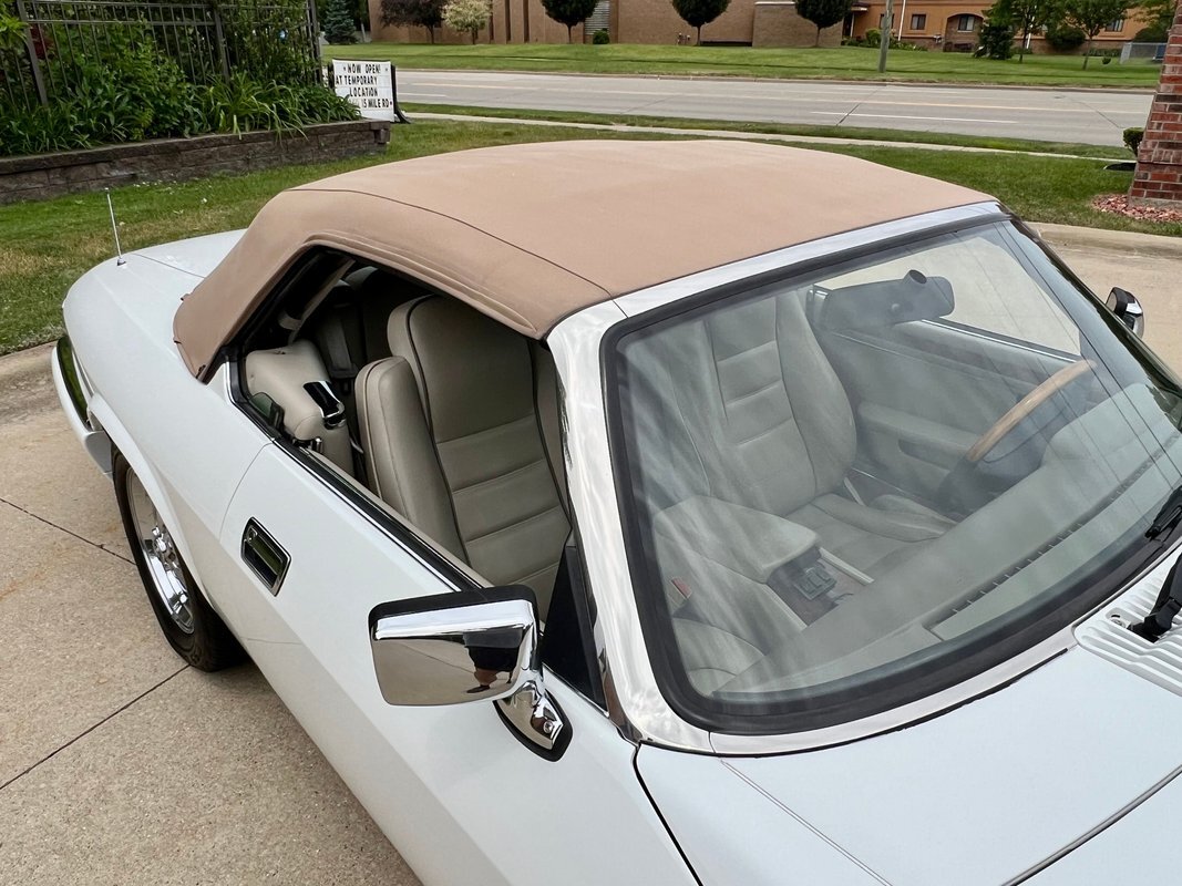 Jaguar-XJ6-1996-Convertible-27